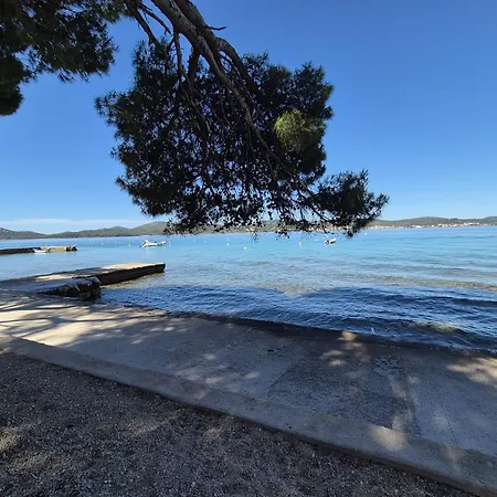 Κάμπινγκ Beauty Mobile - Biograd, Soline *