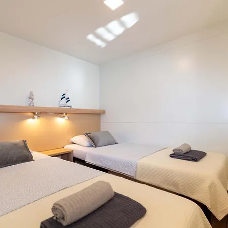 Campsite Beach Beauty Mobile Home - Biograd, Soline *